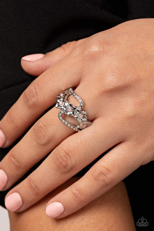 Paparazzi - Captivating Corsage - Pink Ring