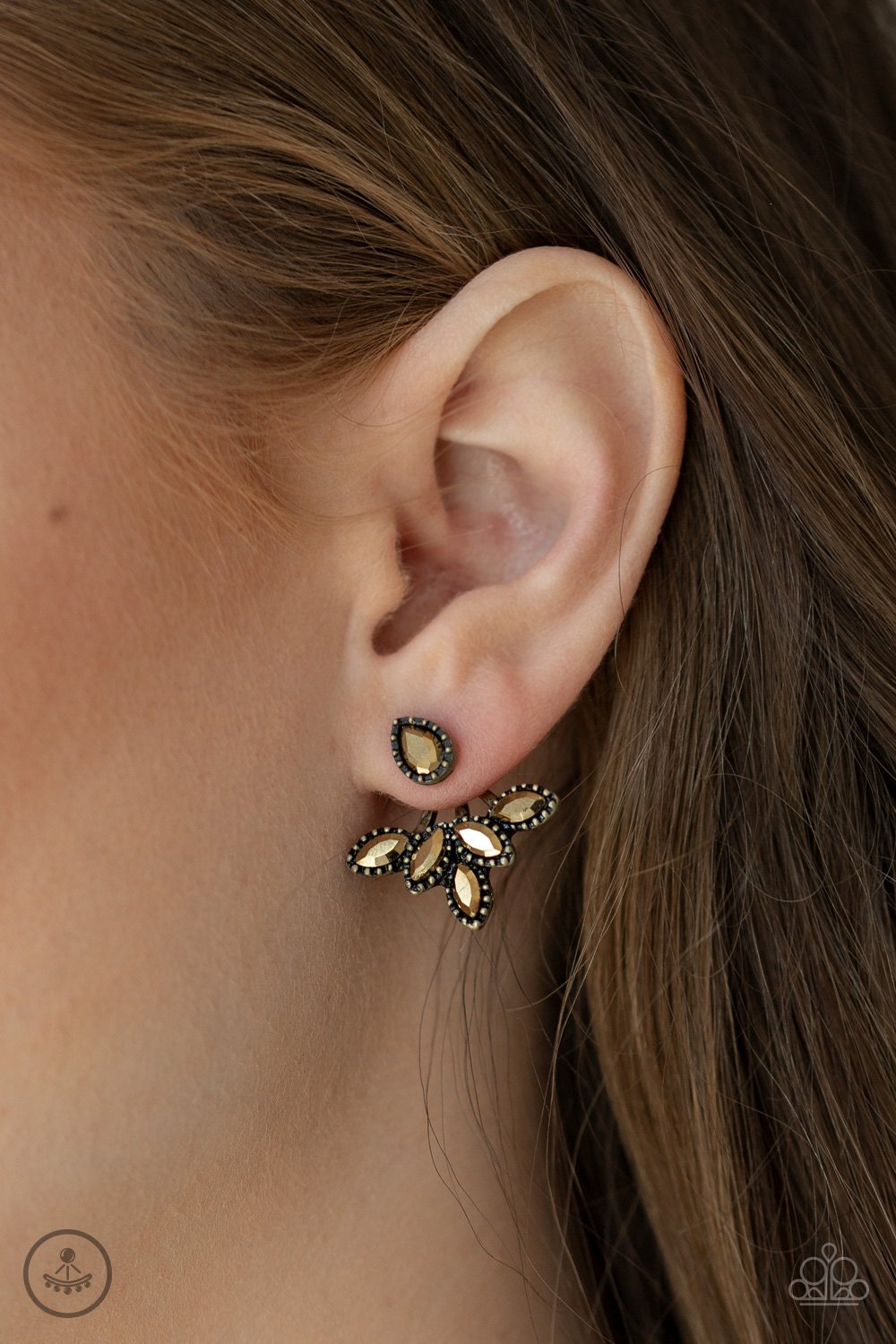 Paparazzi  A Force To BEAM Reckoned With - Brass Post Earring