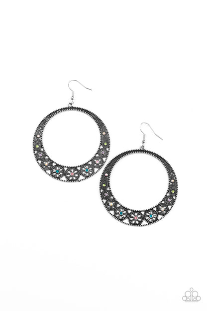 Paparazzi ~ Bodaciously Blooming ~ Multi Earring